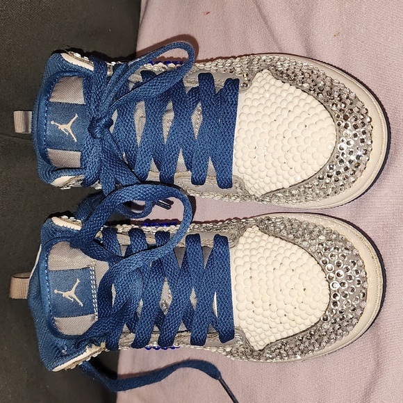 Custom Jay's with glass stones in white, silver & blue for a child. - Picture 3 of 5